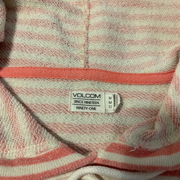 Volcom Front Page Pullover - Picture 5 of 7